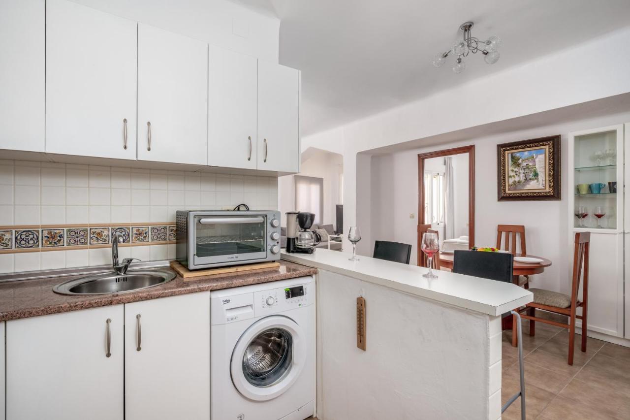 Appartamento Spacious Flat In The Heart Of Torremolinos Ref 39 Esterno foto
