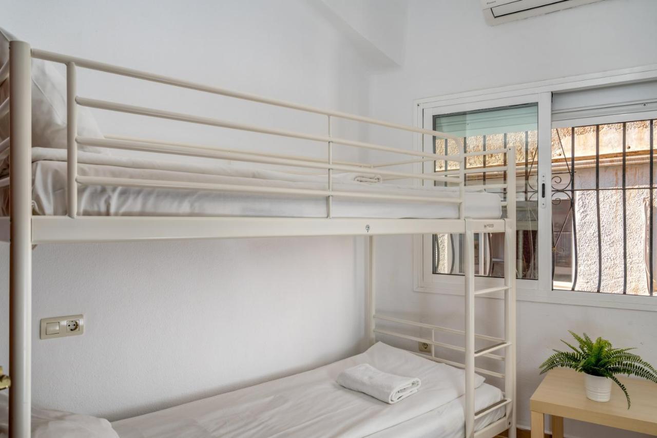 Appartamento Spacious Flat In The Heart Of Torremolinos Ref 39 Esterno foto