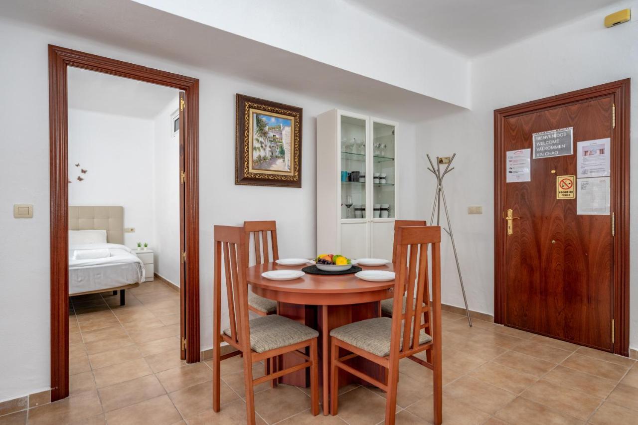Appartamento Spacious Flat In The Heart Of Torremolinos Ref 39 Esterno foto
