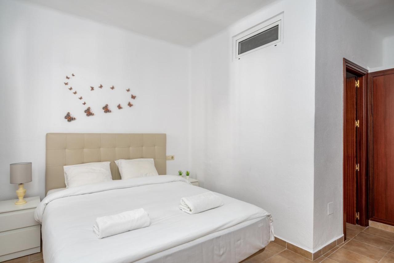 Appartamento Spacious Flat In The Heart Of Torremolinos Ref 39 Esterno foto
