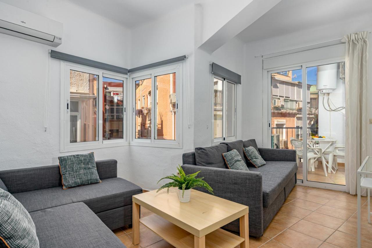 Appartamento Spacious Flat In The Heart Of Torremolinos Ref 39 Esterno foto